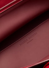 Load image into Gallery viewer, PF25 VARSOVIA BAG SUEDE RED