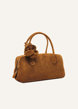 Load image into Gallery viewer, Brigitte bag in camel suede