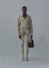 Load and play video in Gallery viewer, AW25 KNITWEAR 02 SHORTS BEIGE