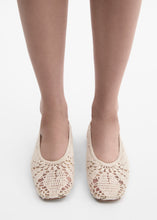 Load image into Gallery viewer, Crochet ballet flats in cream
