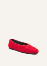 Load image into Gallery viewer, AW25 BALLET FLATS LOOM RED
