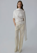 Load image into Gallery viewer, AW25 BLOUSE 04 CREAM
