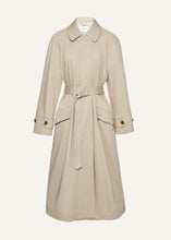 Load image into Gallery viewer, AW25 COAT 04 BEIGE
