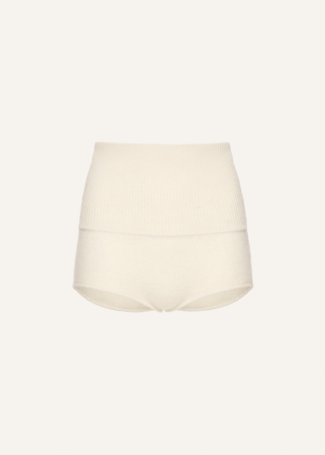 AW25 KNITWEAR 04 SHORTS CREAM