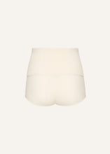 Load image into Gallery viewer, AW25 KNITWEAR 04 SHORTS CREAM
