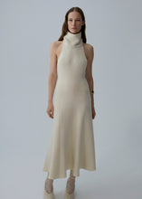 Load image into Gallery viewer, AW25 KNITWEAR 15 DRESS CREAM
