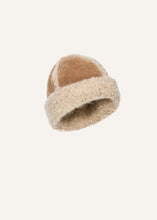 Load image into Gallery viewer, AW25 KNITWEAR 20 HAT BEIGE
