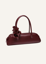 Load image into Gallery viewer, Brigitte trapeze bag in burgundy leather and silver
