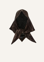 Load image into Gallery viewer, PF25 LEATHER 26 SCARF BROWN
