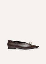 Load image into Gallery viewer, RE25 BALLET FLATS BROWN
