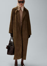 Load image into Gallery viewer, RE25 LEATHER 03 COAT BEIGE SUEDE
