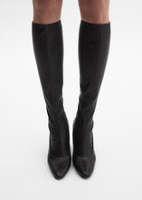 Load image into Gallery viewer, RE26 BOOTS BLACK LEATHER
