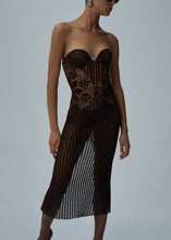 Load image into Gallery viewer, SS25 CROCHET 01 DRESS BROWN
