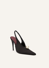 Load image into Gallery viewer, SS25 SLINGBACK SATIN BLACK PEARL
