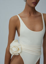 Load image into Gallery viewer, SS25 SWIMSUIT 03 CREAM

