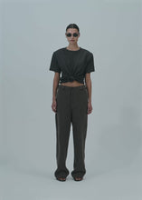 Load and play video in Gallery viewer, PF25 TSHIRT 03 GREY
