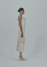 Load and play video in Gallery viewer, PF25 DRESS 13 CREAM
