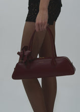 Load and play video in Gallery viewer, SS25 BRIGITTE BAG BRICK TRAPEZE
