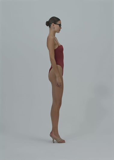PF25 SWIMSUIT 01 RED