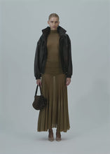 Load and play video in Gallery viewer, PF25 DRESS 12 BEIGE
