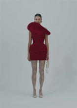 Load and play video in Gallery viewer, PF25 DRESS 32 RED
