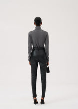Load image into Gallery viewer, Cashmere turtleneck in dark grey
